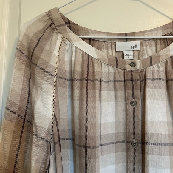 J Jill plaid lone sleeve button down shirt - Picture 4 of 4